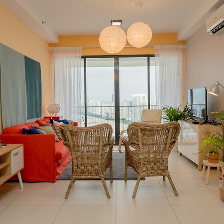 The Landmark Condo, By Sanguine George Town Exteriör bild
